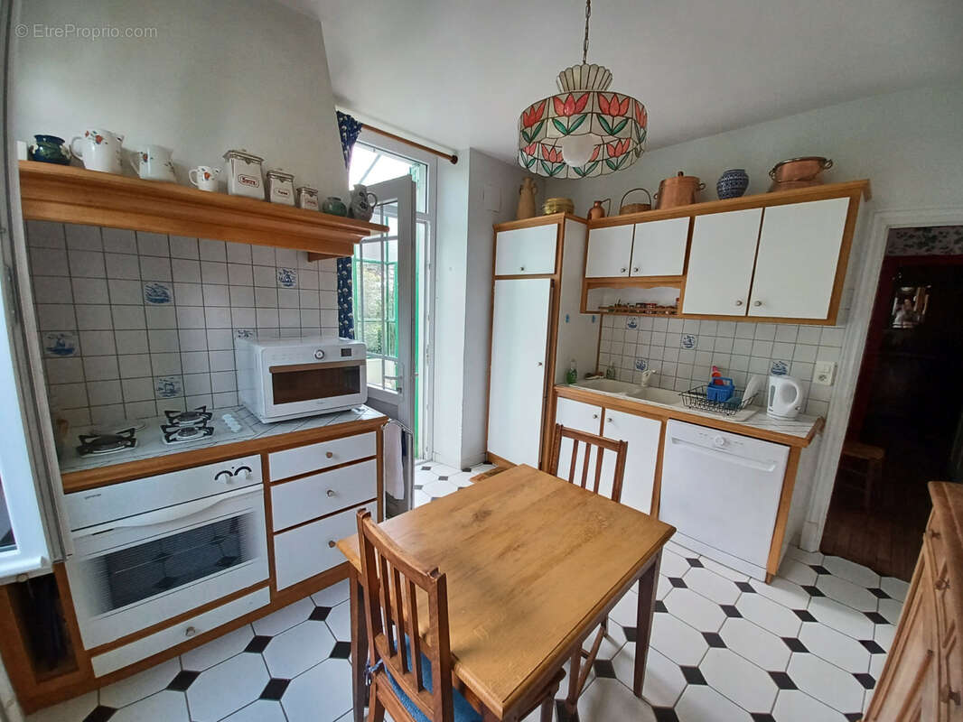 Maison des années 40 5 pièces 135m2 - photo 16