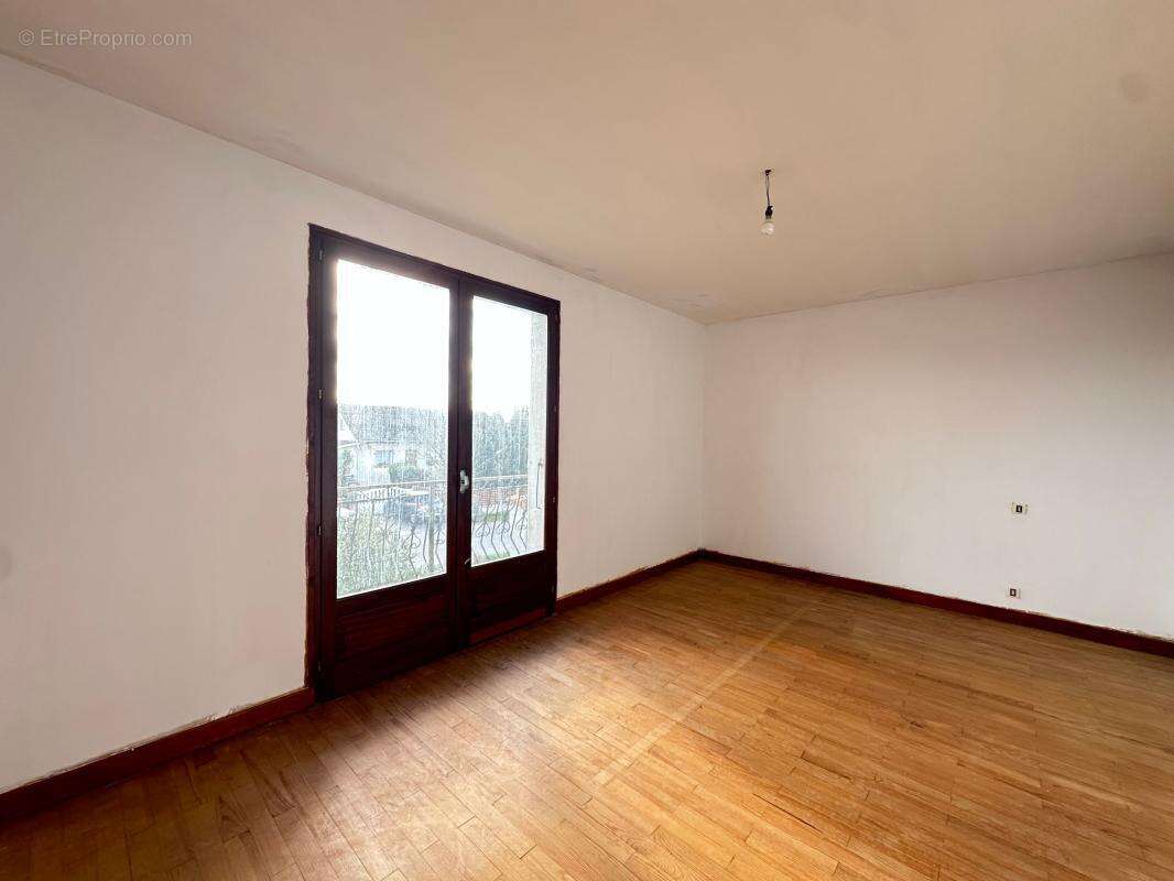 Maison à LAGARDELLE-SUR-LEZE