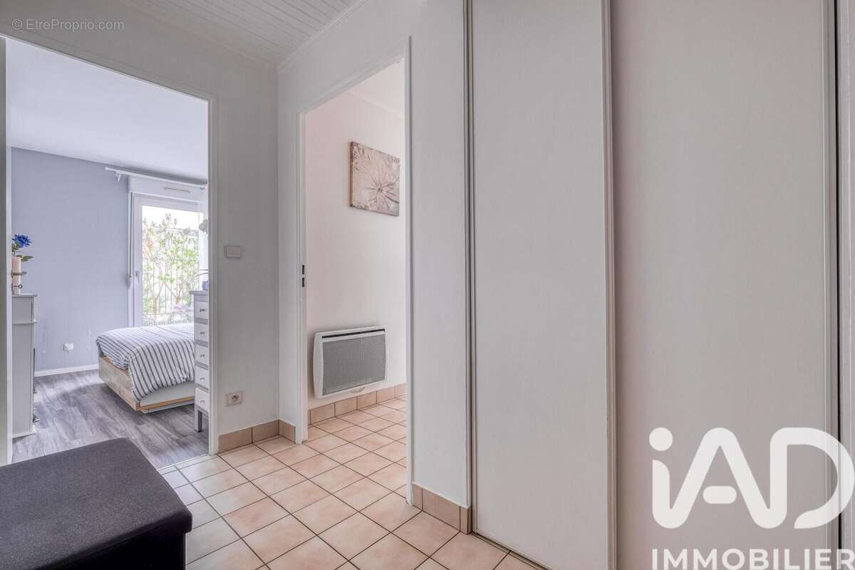 Photo 4 - Appartement à LIVRY-GARGAN