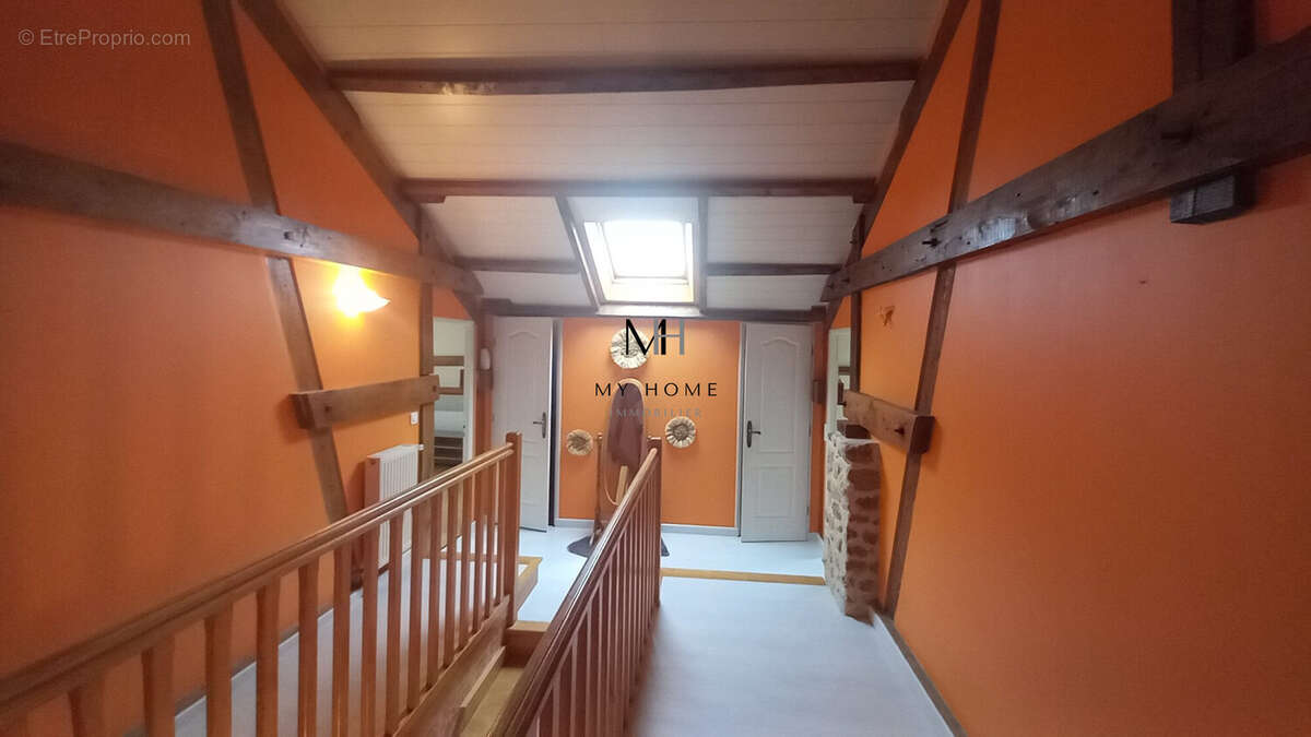 Maison à LE MELE-SUR-SARTHE