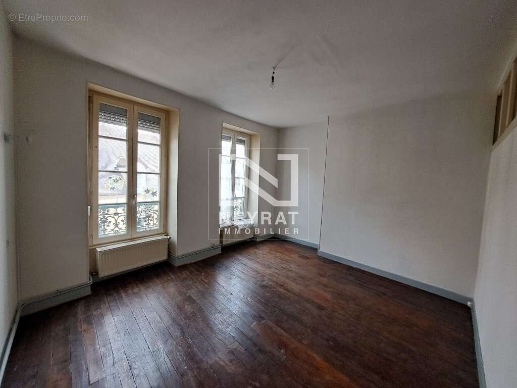 Appartement à AUTUN