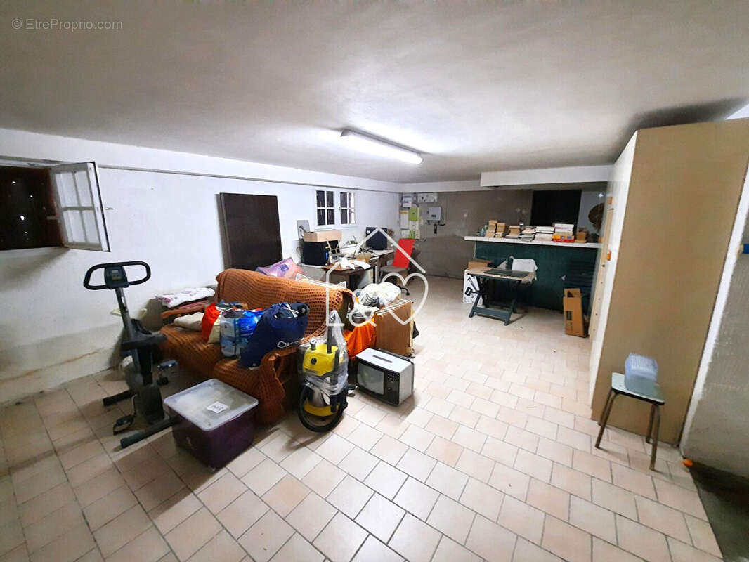 Maison à BOURNEZEAU