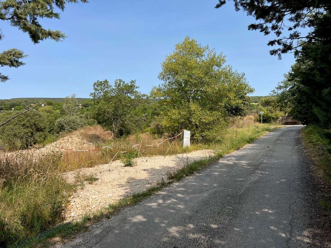Terrain à bâtir à vendre à Saint Saturnin les Apt - photo 5