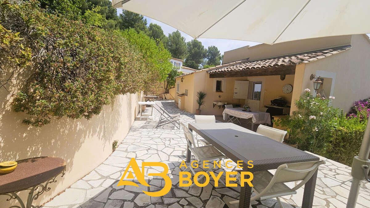 Villa vue mer située sur le golf de Frégate - photo 9