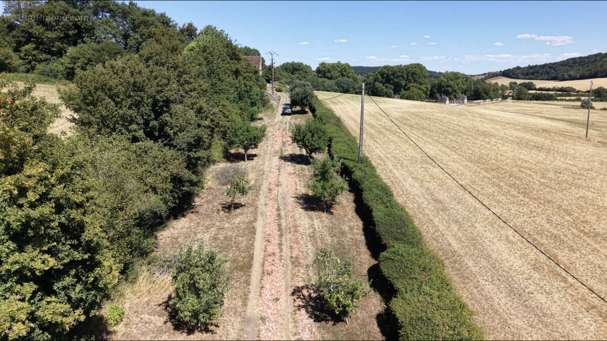 Belle propriété sur une colline isolée - photo 20