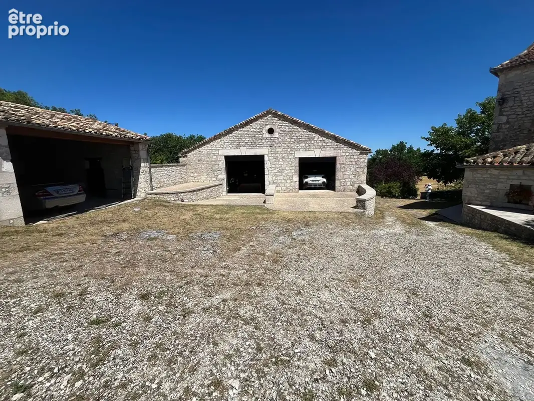 Très belle propriété à vendre dans le sud du Lot sur les hauteurs avec une superbe vue - photo 36