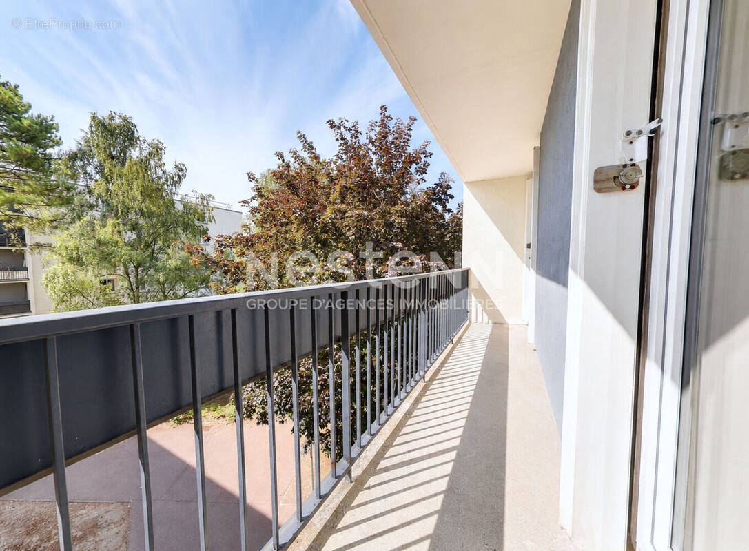 Appartement à ROISSY-EN-BRIE