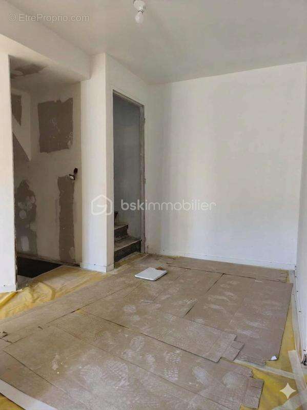 Maison à COUPTRAIN