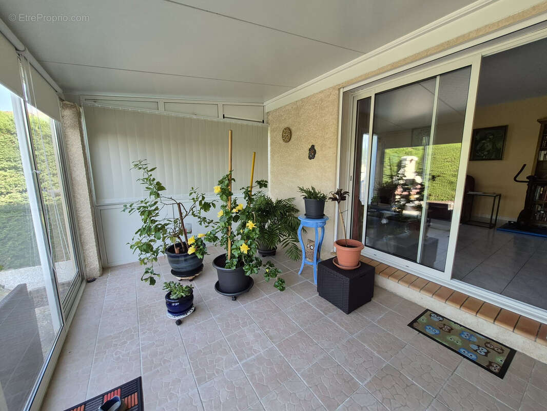 Maison PP - 3 chambres, jardin, garage - photo 7
