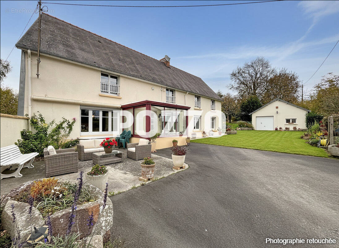 Maison à BRICQUEVILLE-SUR-MER