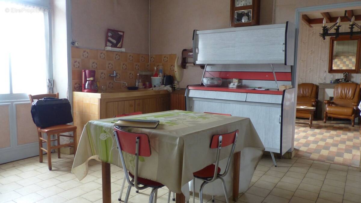 Maison à AIRVAULT