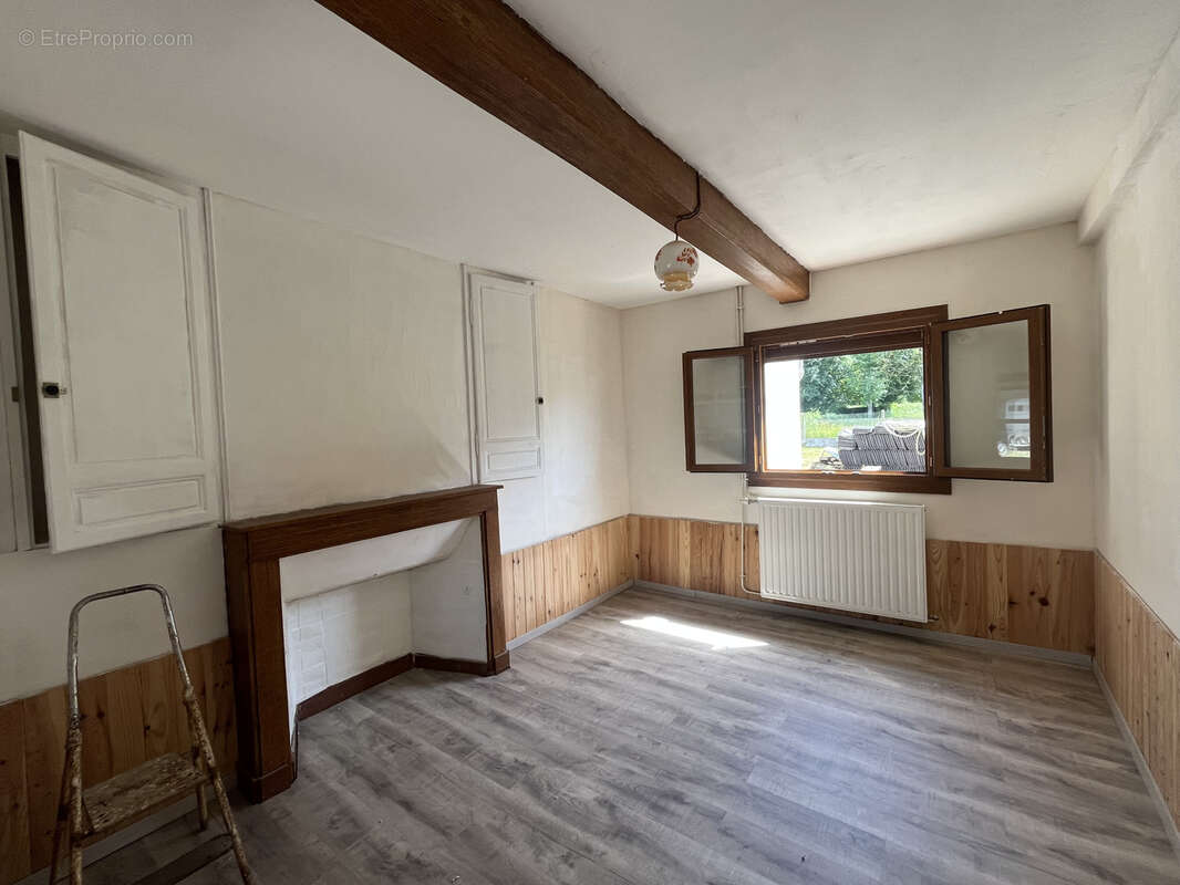 Maison de village avec nombreux batiments rambures - photo 9