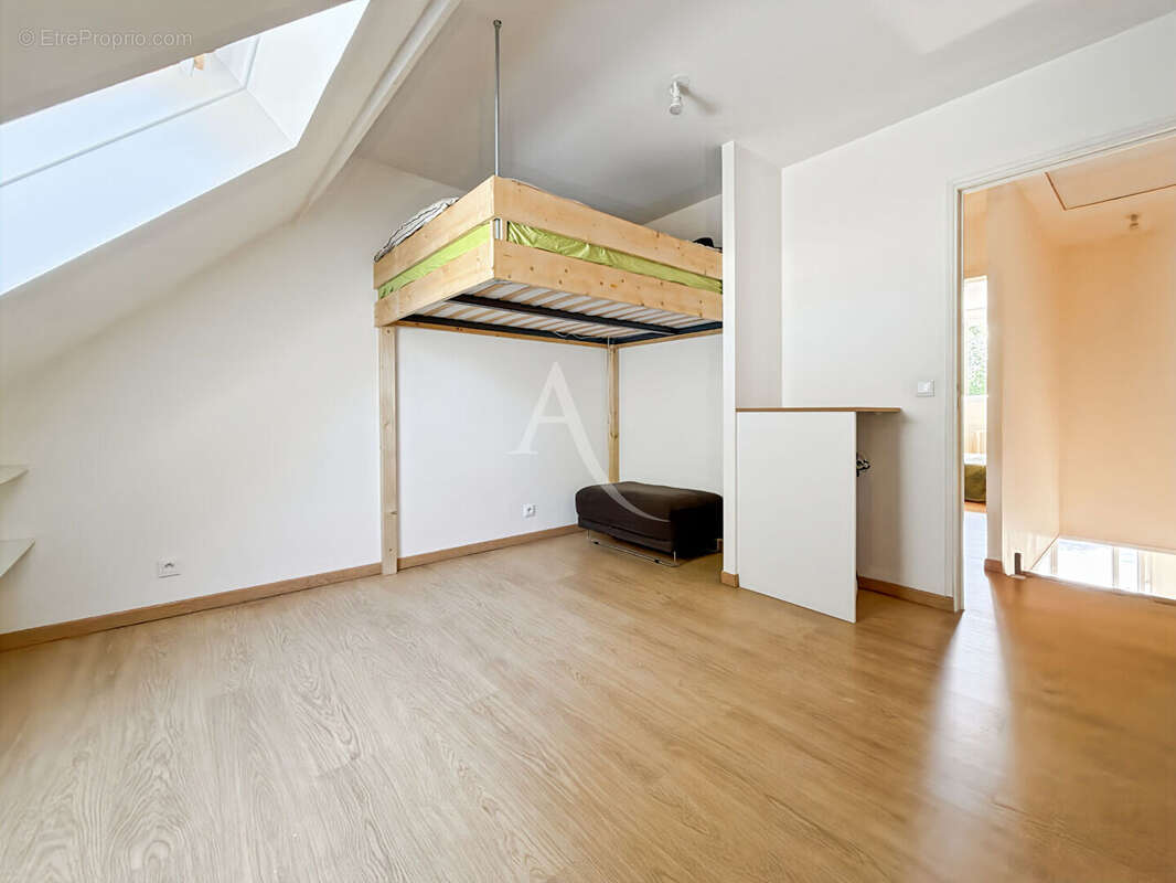 Maison à CONDECOURT