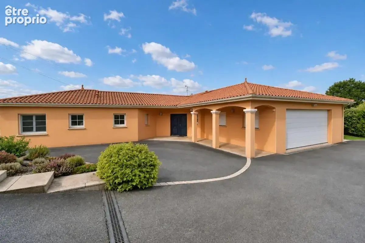 Photo Maison à Cholet au prix de 580 000€