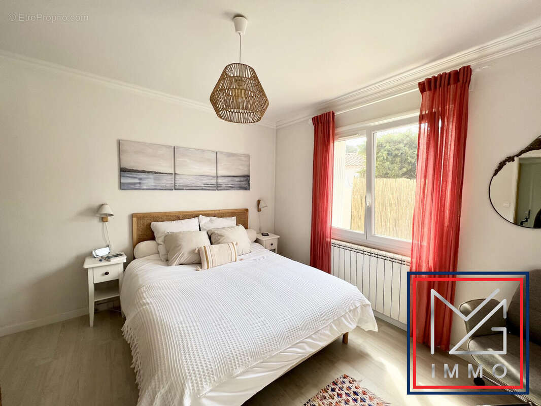 Maison à SIX-FOURS-LES-PLAGES