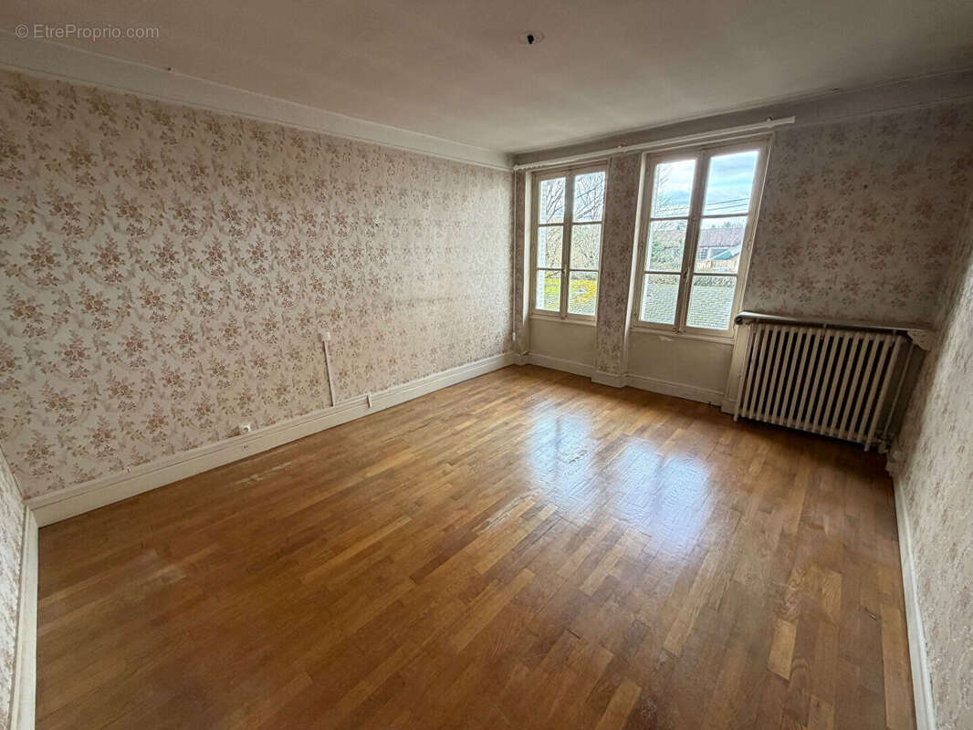 Appartement à LE CREUSOT