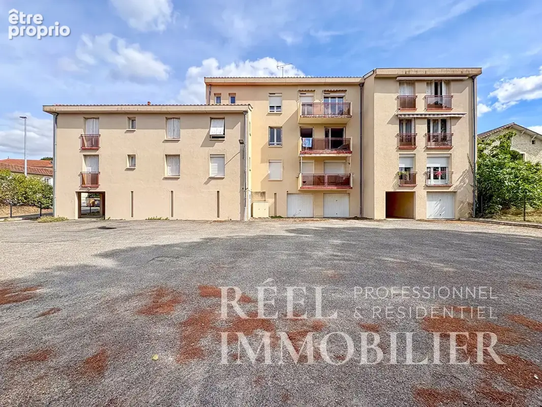 Appartement T2 rénové avec balcon et parking - Vue sur la cathédrale d'Auch - photo 11