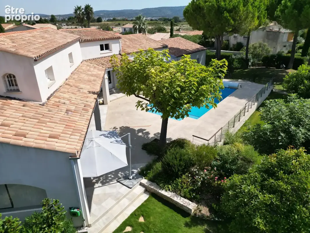 Poussan, villa familiale sur terrain de 1934m2 avec piscine, - photo 3