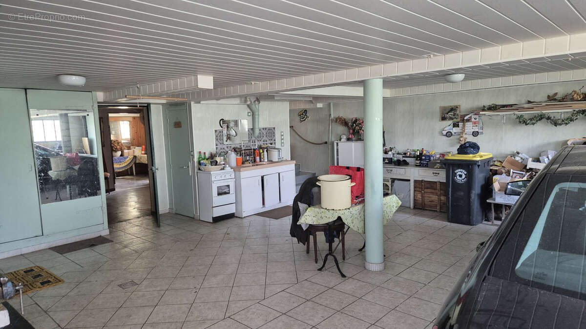 Maison à NEUVILLE-LES-LOEUILLY