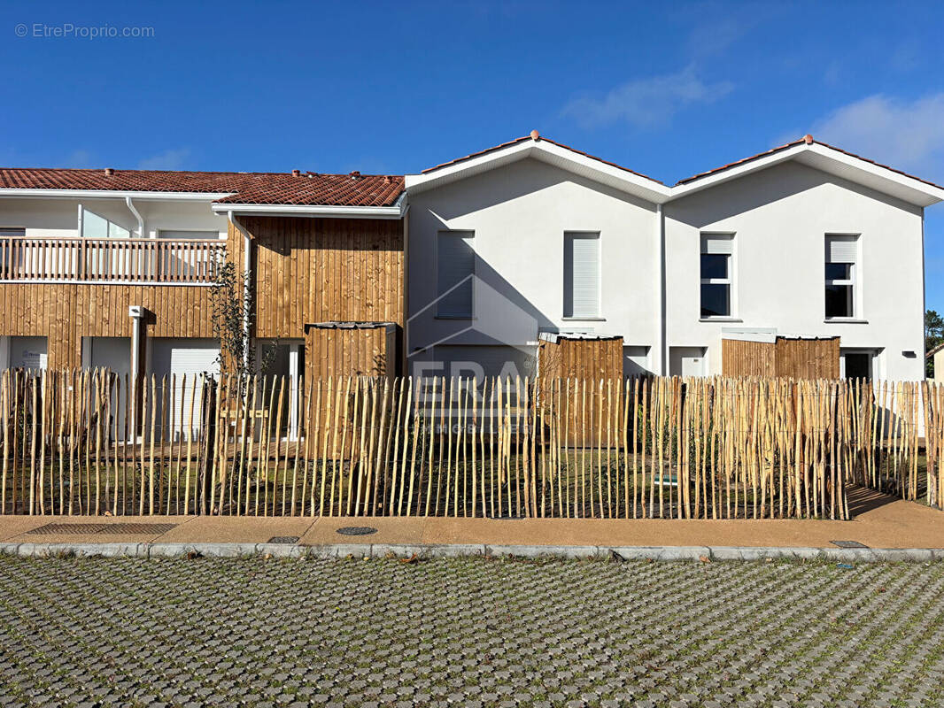 Appartement à MESSANGES
