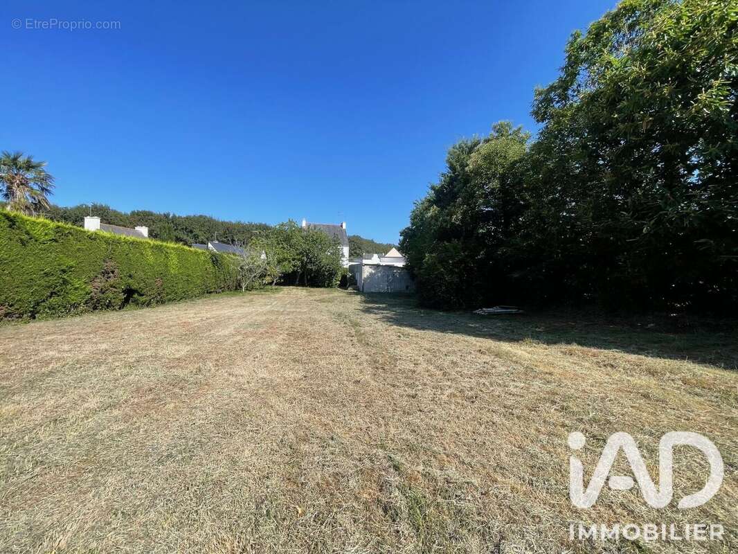 Terrain 565 m² à Pleuven  - photo 6
