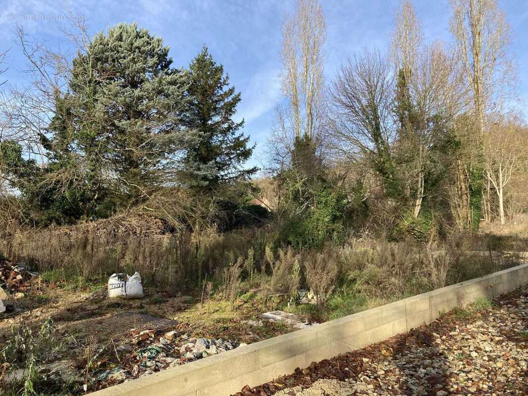 Terrain à BOISSETTES