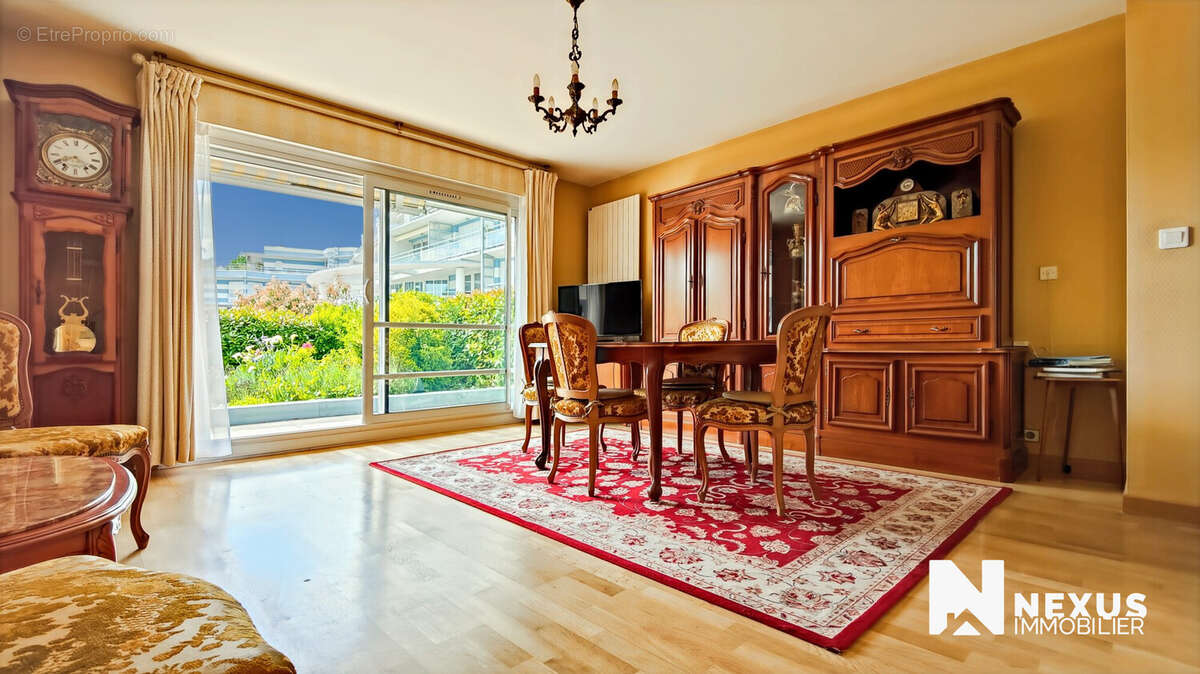 séjour - Appartement à MONT-SAINT-AIGNAN