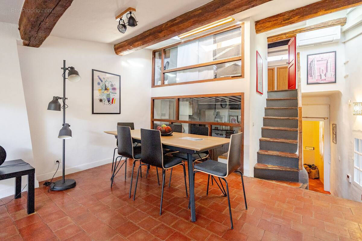 Appartement à AIX-EN-PROVENCE