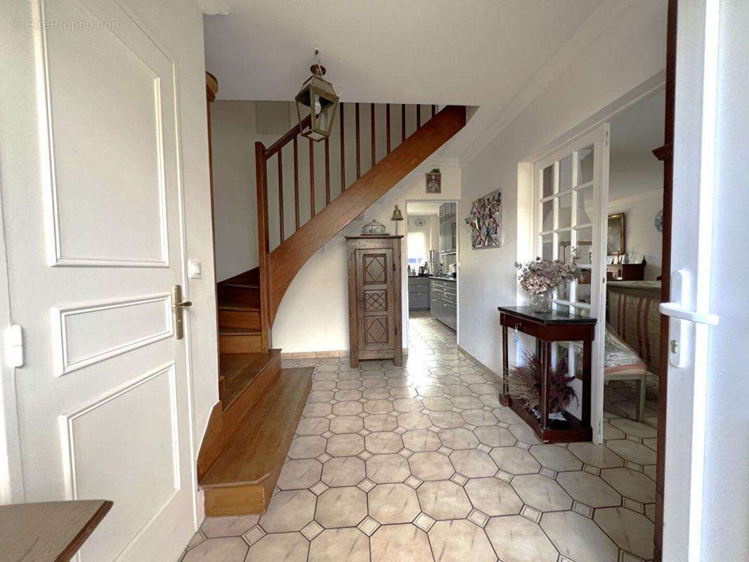 Maison à VILLEPREUX