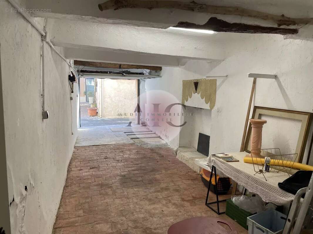 Maison à MONTAUROUX