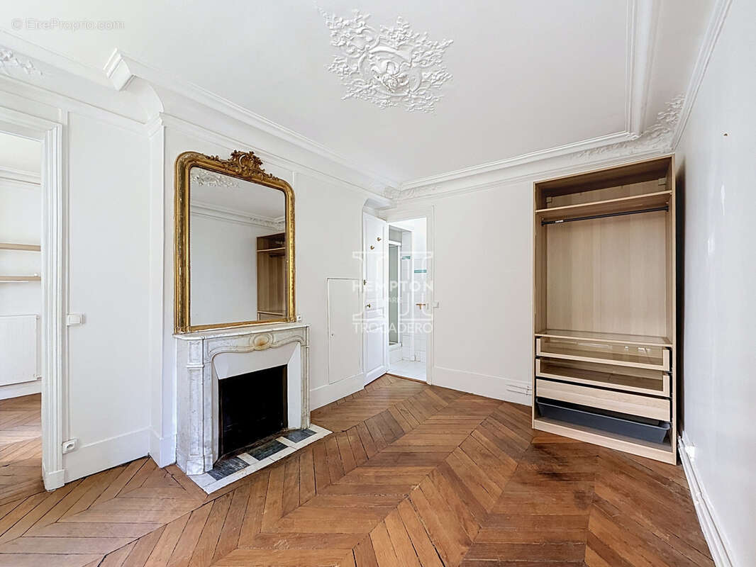 Appartement à PARIS-6E