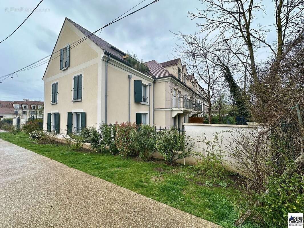 Appartement à SAINT-PRIX