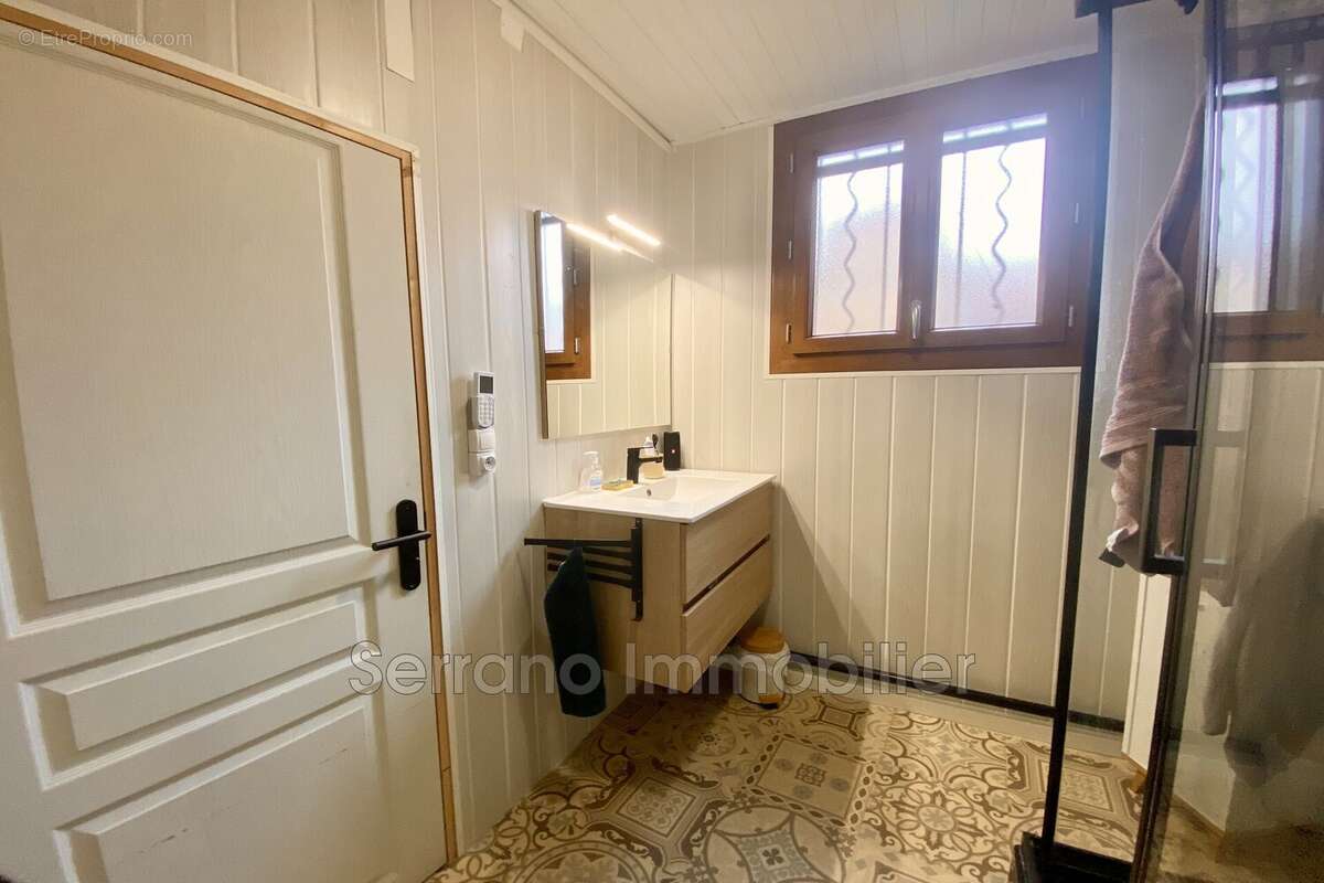 Maison 55 m² à Sernhac  - photo 2