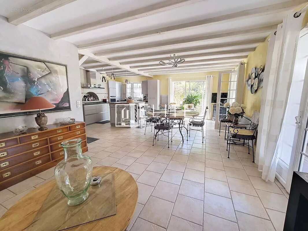 Maison à LES ADRETS-DE-L'ESTEREL