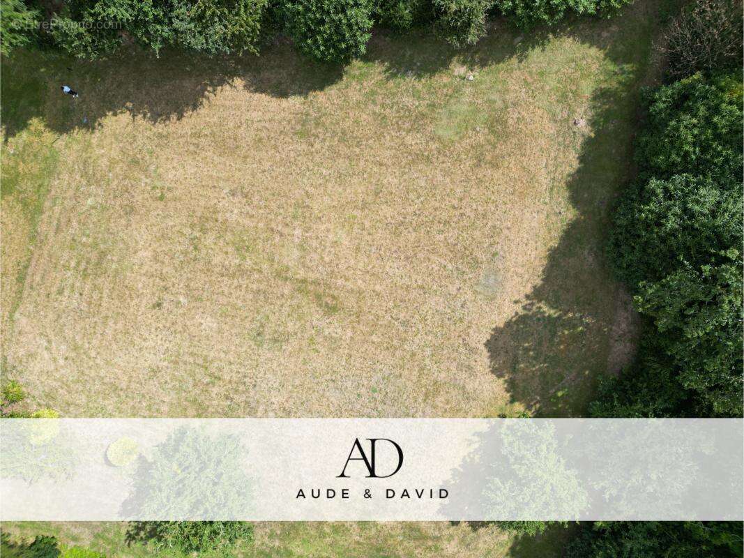 Terrain à FOUESNANT