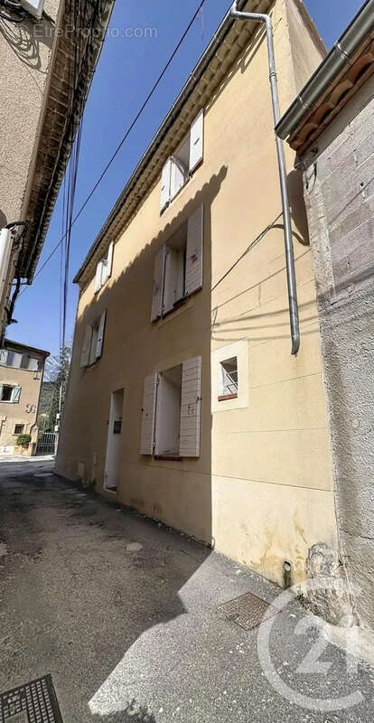 Maison à ROQUEVAIRE