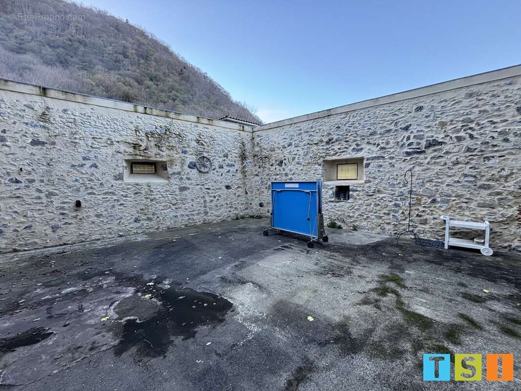 Maison à LOURES-BAROUSSE