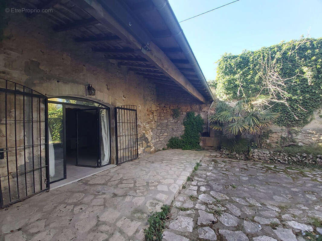 Maison à SOUVIGNARGUES
