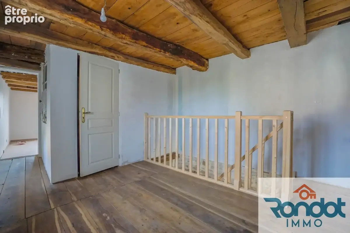 Maison 5 pièces / 2 chambres / 110 m2 / 601 m2 terrain + grange + dépendances - photo 7