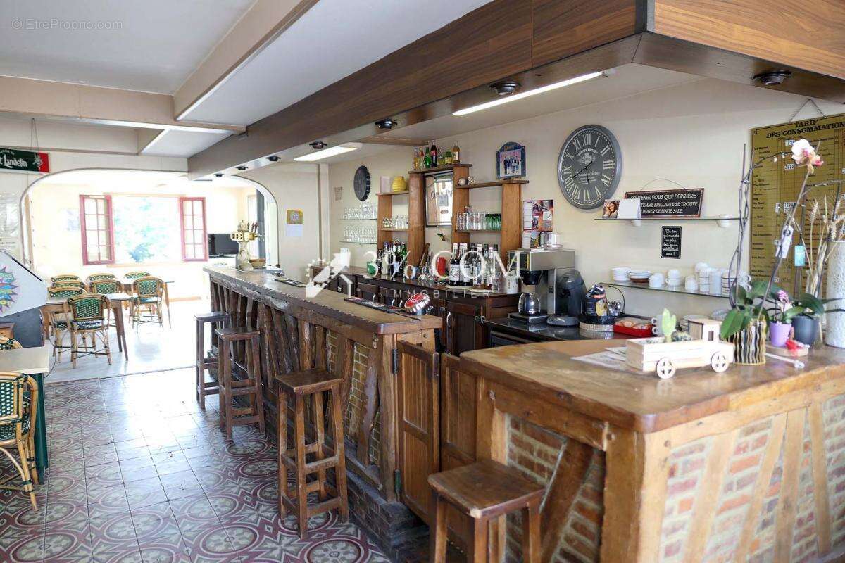 Bar_Brasserie_Pizzeria avec licence 4 et une partie privativ - photo 5