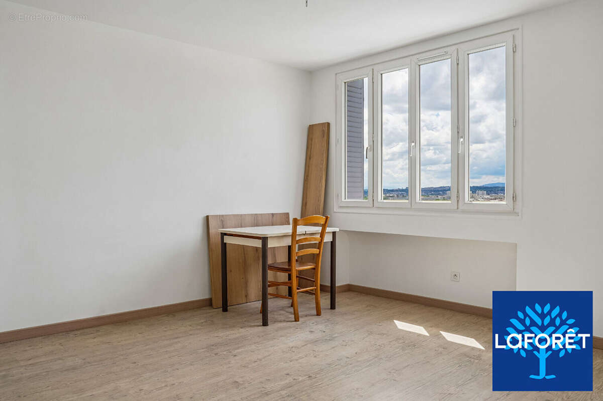 Appartement à LYON-7E