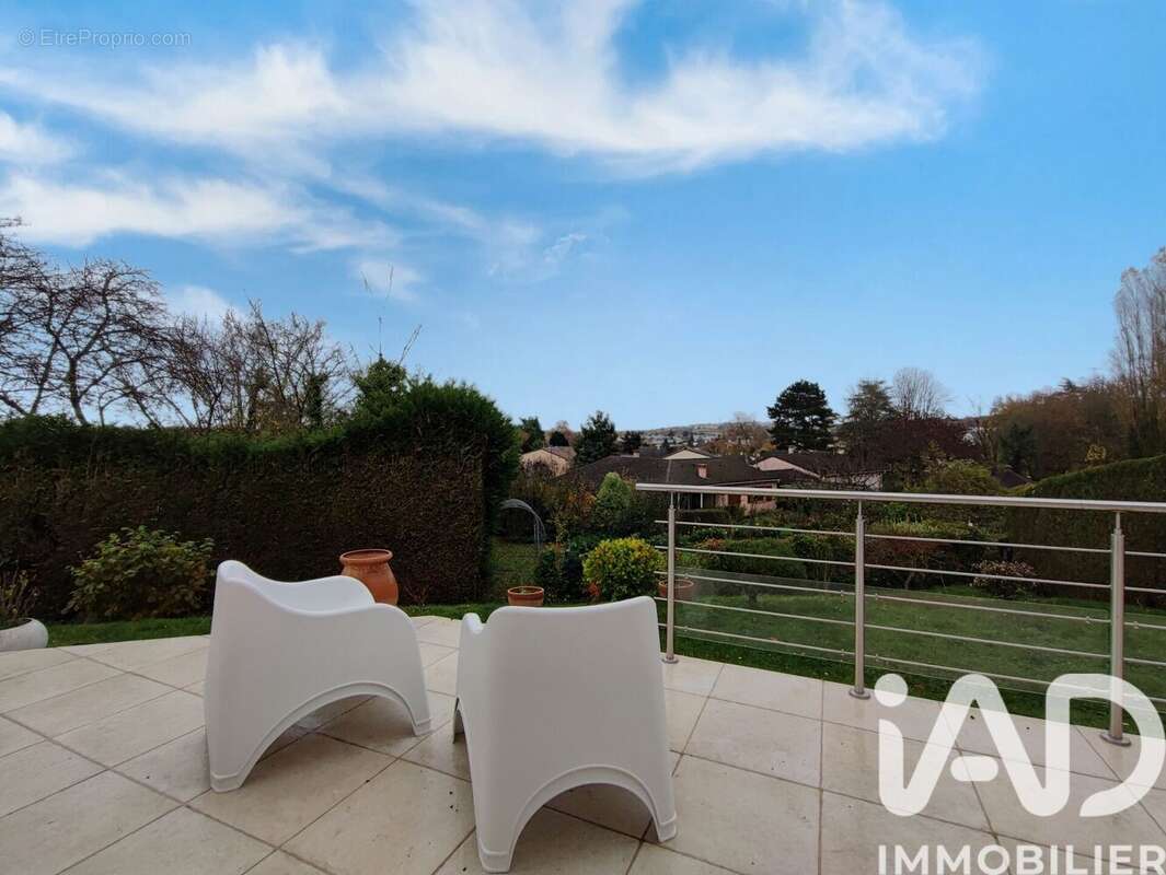 Photo 2 - Maison à MENUCOURT