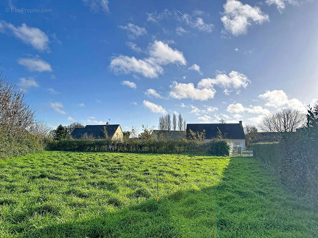 Terrain à SAINTE-MERE-EGLISE