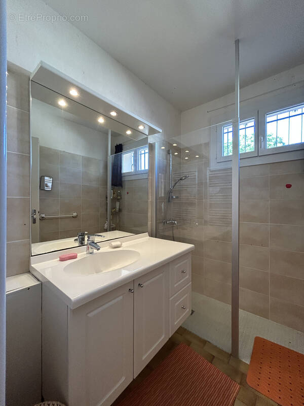 Maison à SAINT-CYPRIEN