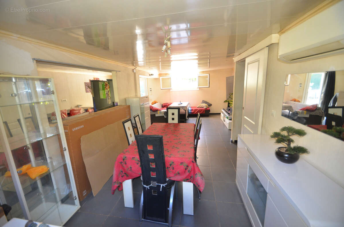 Maison à LA VALETTE-DU-VAR