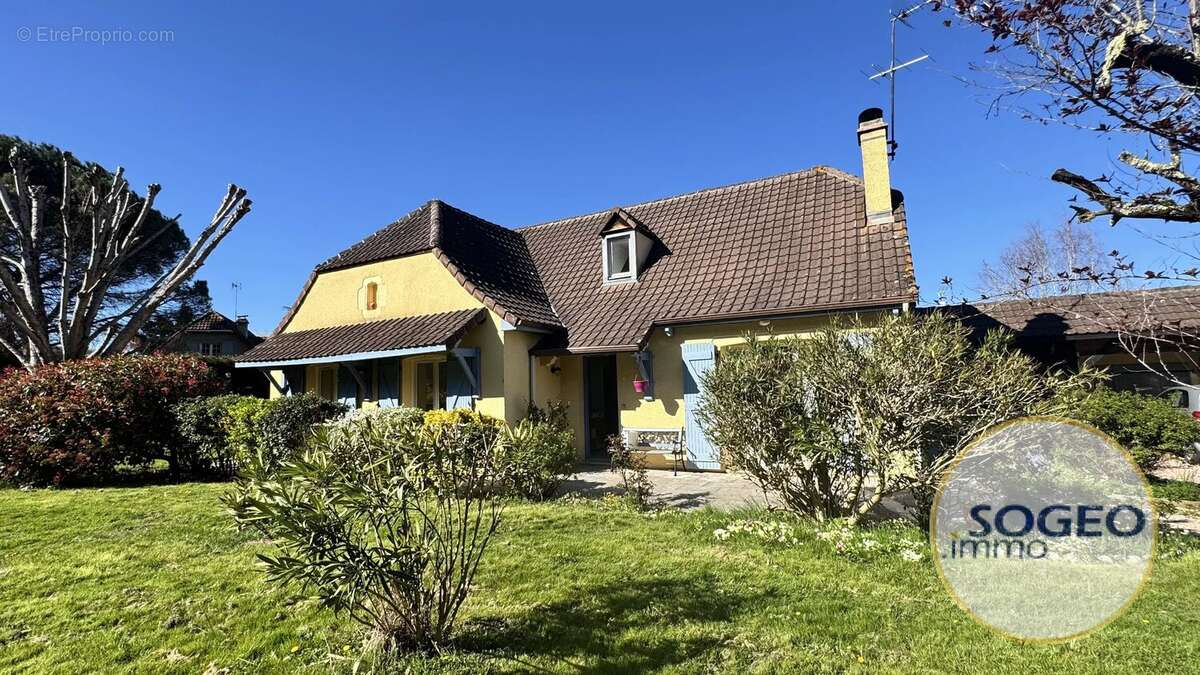 Maison à ARBUS