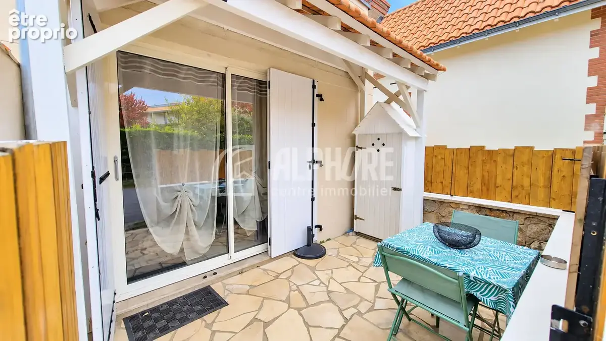 Exclusivité ALPHORE IMMOBILIER - Maison plain pied de 22m² - Un pied-à-terre à 300 m de la mer - photo 9