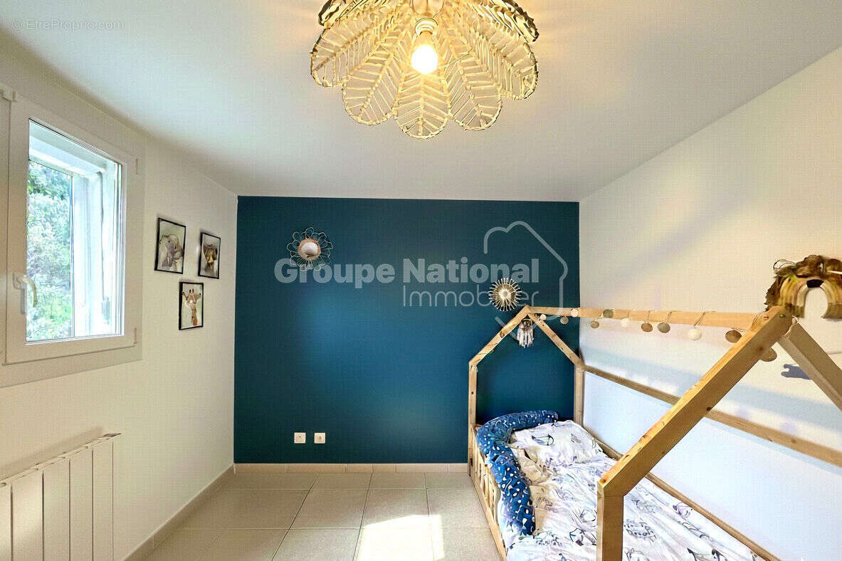 Appartement à LE ROVE