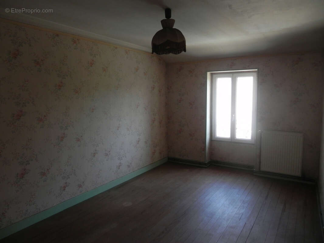 Maison à SENNECEY-LE-GRAND