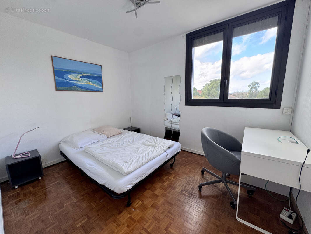 Appartement à MARSEILLE-9E